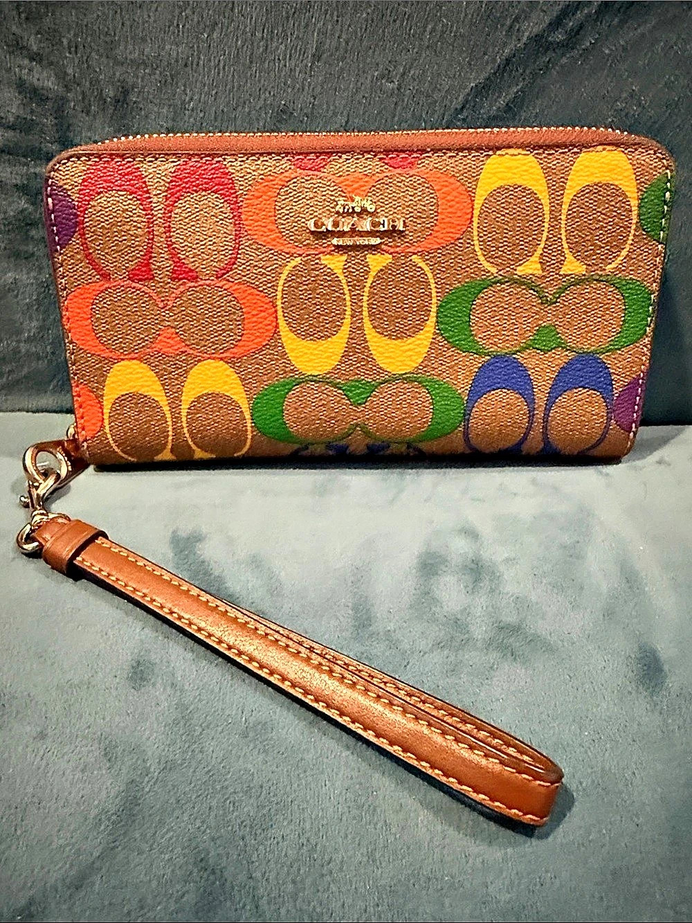 Coach Long Zip Around Wallet in Signature Canvas with Rainbow Print Rainbow